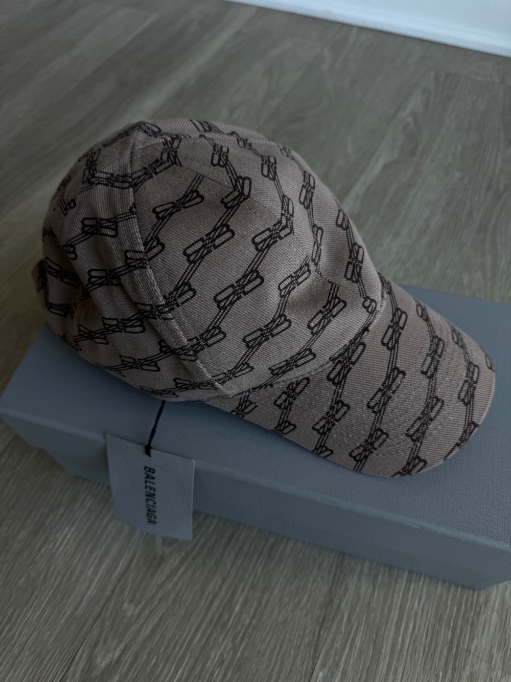 NEW Balenciaga Hat